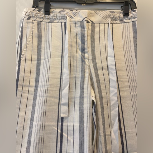 BCBGMaxAzria Pants - Picture 3 of 7